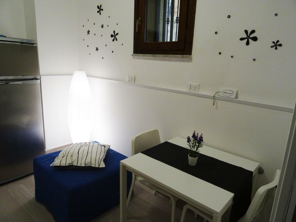 Around Cassaro Holiday House Palermo Exterior foto