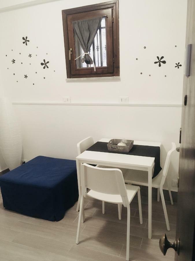 Around Cassaro Holiday House Palermo Exterior foto
